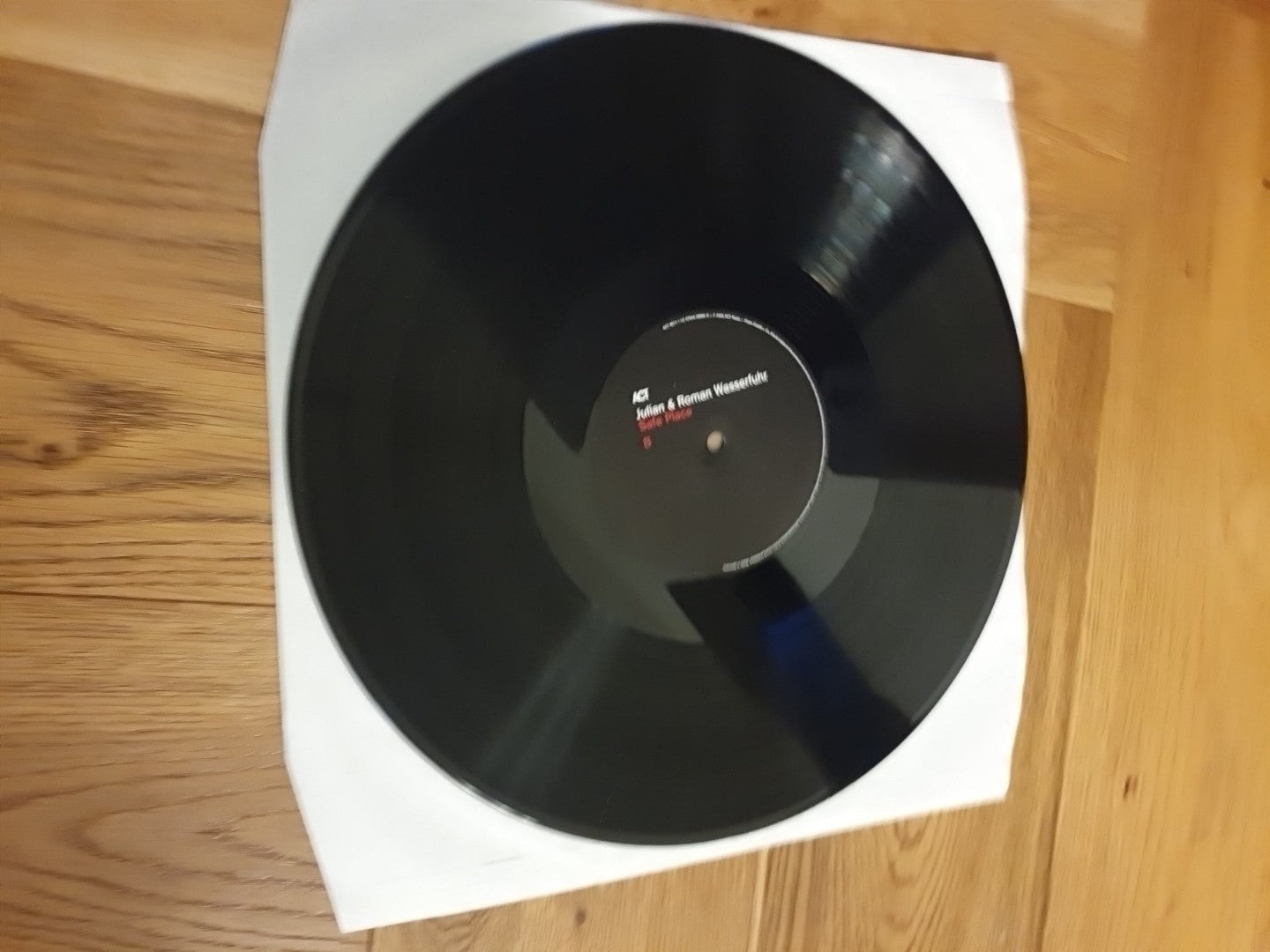 Julian Wasserfuhr & Roman Wasserfuhr : Safe Place Vinyl 12" Album (2025)