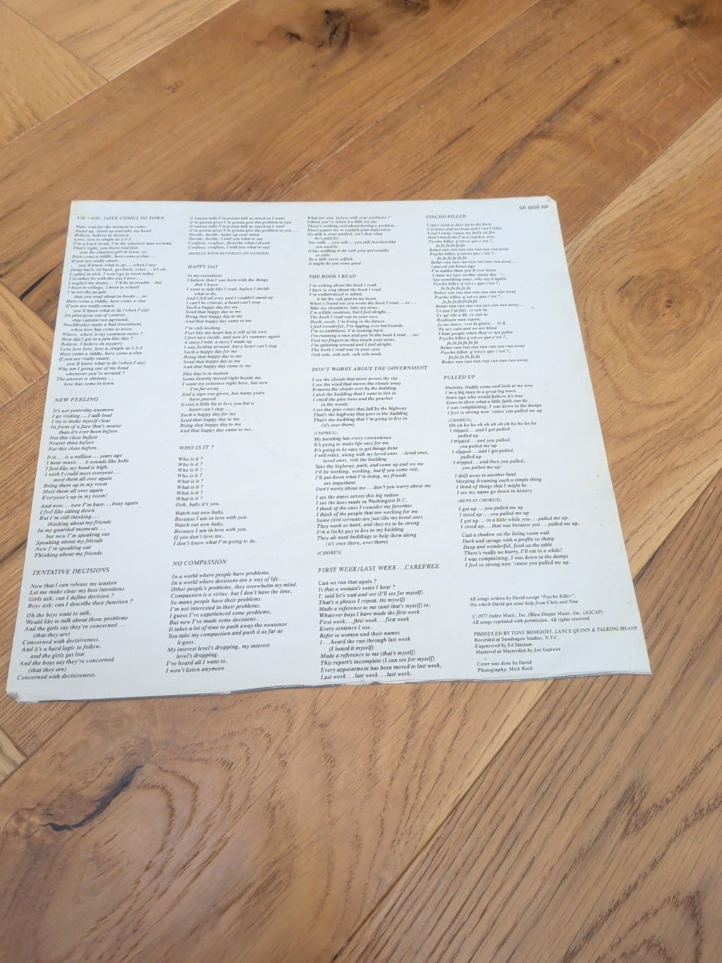 TALKING HEADS  TALKING HEADS 77  EUROPE ISSUE  LYRIC INNER SLEEVE Vinyl LP
