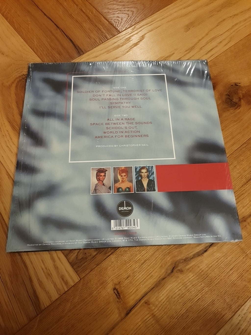 Minx [Translucent Red Vinyl] by Toyah (Record, 2020)